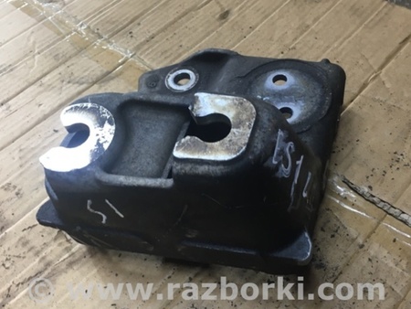 ФОТО Кронштейн передний левый для Subaru Outback V BS (14-21) Київ