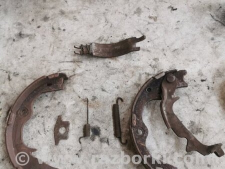 ФОТО Колодки ручника задние левые для Hyundai ix35 I LM/EL Tucson (10-17) Київ