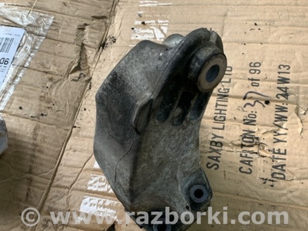 ФОТО Кронштейн левый для Mercedes-Benz E-CLASS W212 (09-16) Київ