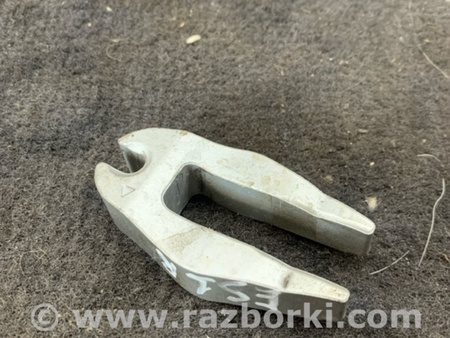 ФОТО Кронштейн правый для Subaru Outback V BS (14-21) Київ