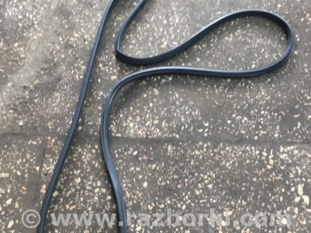 ФОТО Уплотнительная резинка передняя правая для Subaru Outback V BS (14-21) Київ