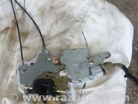 ФОТО Замок двери для Subaru Forester SG Киев
