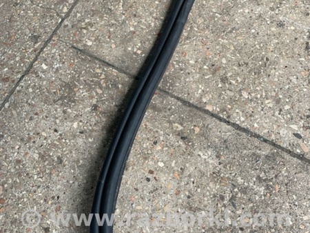 ФОТО Уплотнительная резинка для Mercedes-Benz E-CLASS W212 (09-16) Київ