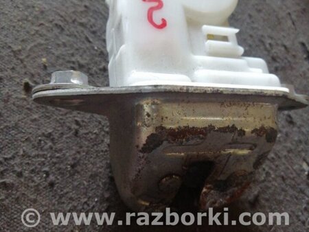 ФОТО Замок багажника для Subaru Outback Киев