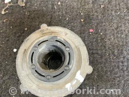 ФОТО Крепление радиатора для KIA Sorento 2 XM (09-14) Київ