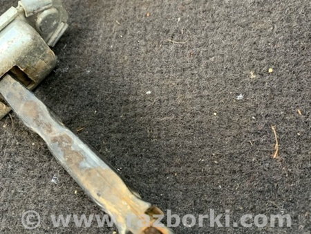 ФОТО Ограничитель двери задний правый для KIA Sorento 2 XM (09-14) Київ