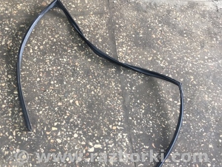 ФОТО Направляющая стекла передняя правая для Subaru Outback V BS (14-21) Київ