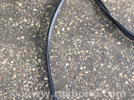 ФОТО Направляющая стекла передняя правая для Subaru Outback V BS (14-21) Київ