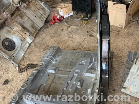 ФОТО Центральная стойка кузова левая для KIA Sorento 2 XM (09-14) Київ