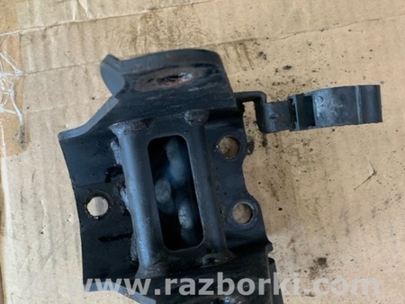 ФОТО Кронштейн передний для KIA Sorento 2 XM (09-14) Київ