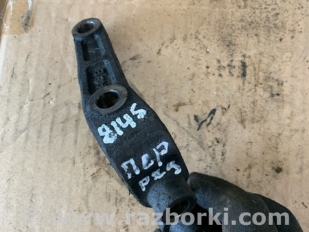 ФОТО Кронштейн передний для KIA Sorento 2 XM (09-14) Київ