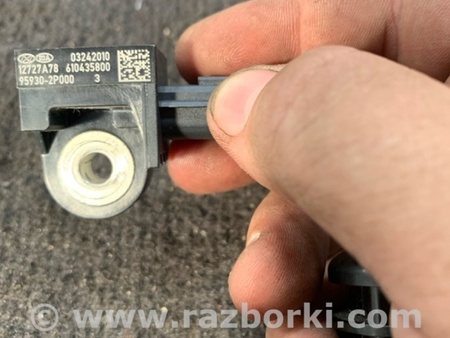 ФОТО Датчик удара задний правый для KIA Sorento 2 XM (09-14) Київ