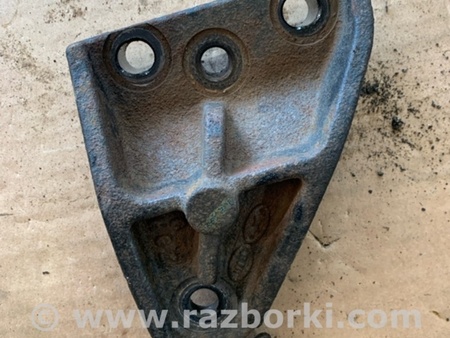 ФОТО Кронштейн передний правый для KIA Sorento 2 XM (09-14) Київ