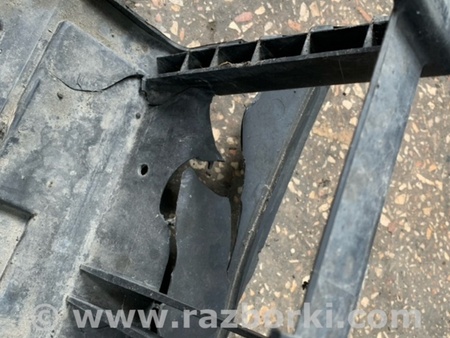 ФОТО Накладка радиатора для Mercedes-Benz E-CLASS W212 (09-16) Київ