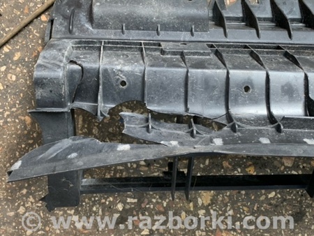 ФОТО Накладка радиатора для Mercedes-Benz E-CLASS W212 (09-16) Київ