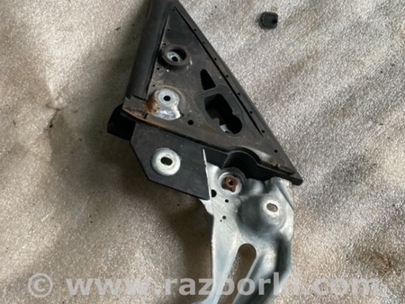 ФОТО Кронштейн передний правый для Subaru Forester SG S11 (02-08) Київ