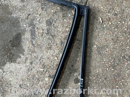 ФОТО Уплотнительная резинка задняя левая для KIA Sorento 2 XM (09-14) Київ