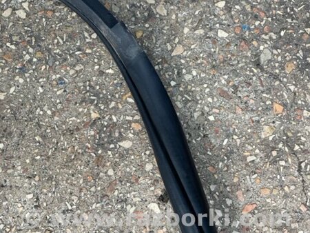 ФОТО Уплотнительная резинка задняя левая для KIA Sorento 2 XM (09-14) Київ