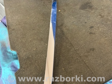 ФОТО Накладка крышки багажника для Mercedes-Benz E-CLASS W212 (09-16) Київ