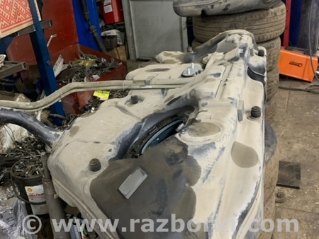 ФОТО Бензобак для Mercedes-Benz E-CLASS W212 (09-16) Київ