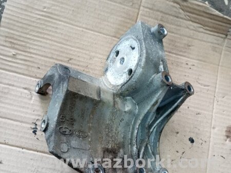 ФОТО Кронштейн для KIA Sorento 1 BL (02-09) Київ