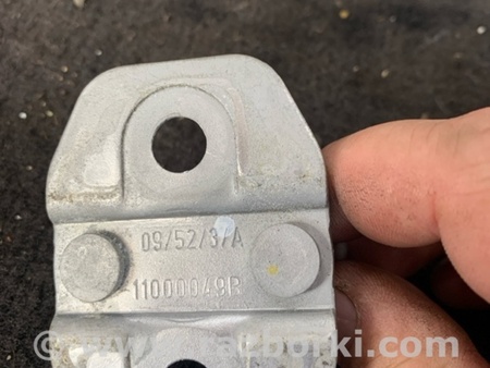 ФОТО Петля замка передняя правая для Mercedes-Benz E-CLASS W212 (09-16) Київ