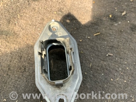 ФОТО Кронштейн правый для Mercedes-Benz E-CLASS W212 (09-16) Київ