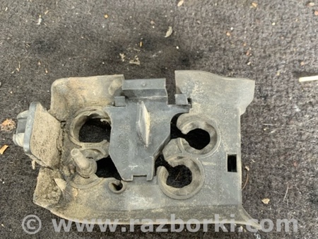 ФОТО Кронштейн для Mercedes-Benz E-CLASS W212 (09-16) Київ