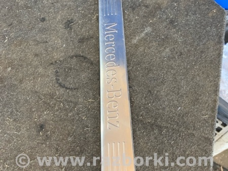 ФОТО Накладка на порог в салоне передняя левая для Mercedes-Benz E-CLASS W212 (09-16) Київ