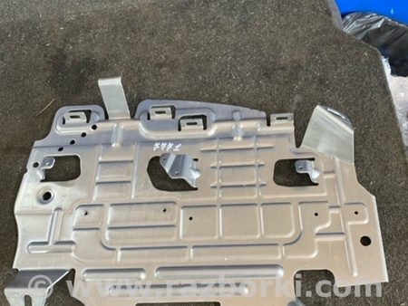 ФОТО Кронштейн для Mercedes-Benz E-CLASS W212 (09-16) Київ