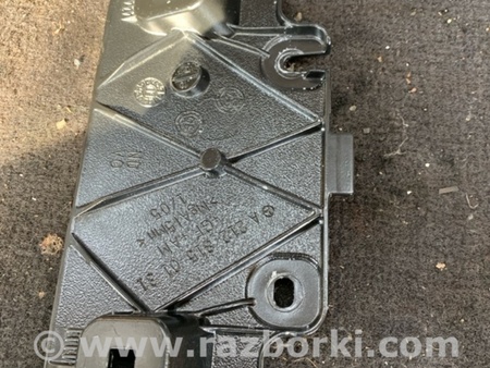 ФОТО Кронштейн передний правый для Mercedes-Benz E-CLASS W212 (09-16) Київ