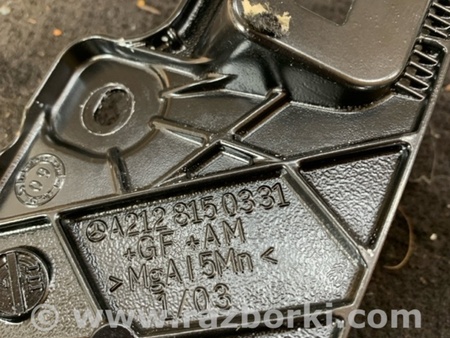 ФОТО Кронштейн задний левый для Mercedes-Benz E-CLASS W212 (09-16) Київ