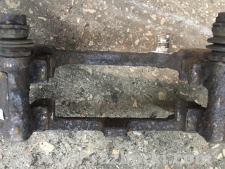 ФОТО Скоба суппорта для Audi (Ауди) Q5 8R (04.2008-03.2017) Киев