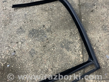 ФОТО Направляющая стекла задняя правая для Mercedes-Benz E-CLASS W212 (09-16) Київ