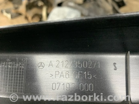 ФОТО Накладка на дверь задняя правая для Mercedes-Benz E-CLASS W212 (09-16) Київ