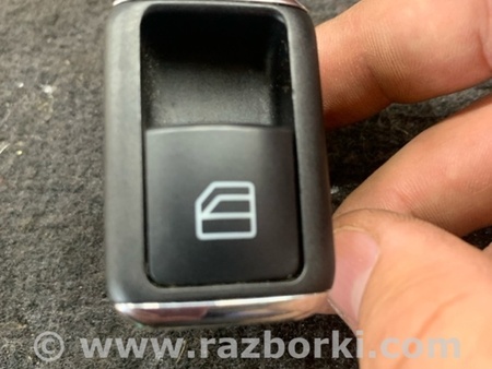 ФОТО Кнопка стеклоподъемника задняя правая для Mercedes-Benz E-CLASS W212 (09-16) Київ