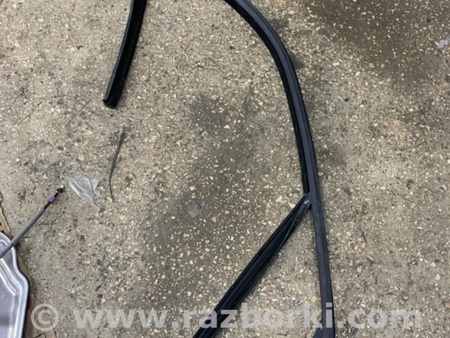 ФОТО Направляющая стекла передняя правая для Mercedes-Benz E-CLASS W212 (09-16) Київ