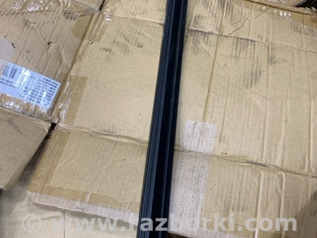 ФОТО Направляющая стекла передняя правая для Mercedes-Benz E-CLASS W212 (09-16) Київ