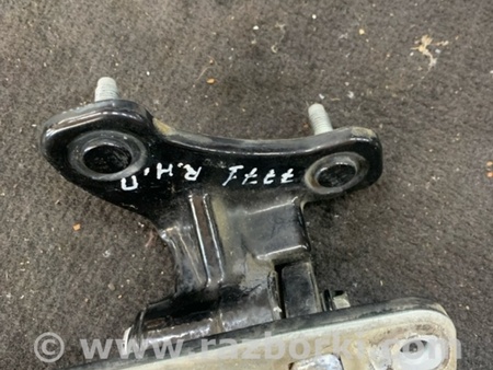 ФОТО Петля двери передняя правая для Mercedes-Benz E-CLASS W212 (09-16) Київ