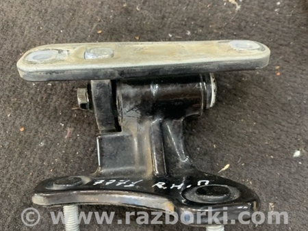 ФОТО Петля двери передняя правая для Mercedes-Benz E-CLASS W212 (09-16) Київ