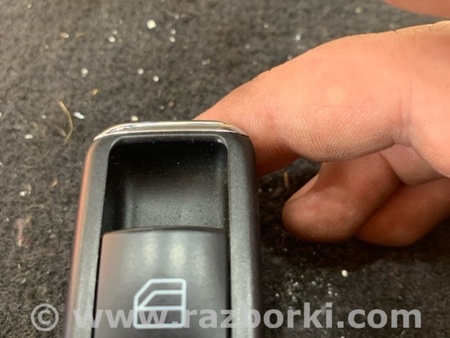 ФОТО Кнопка стеклоподъемника передняя левая для Mercedes-Benz E-CLASS W212 (09-16) Київ
