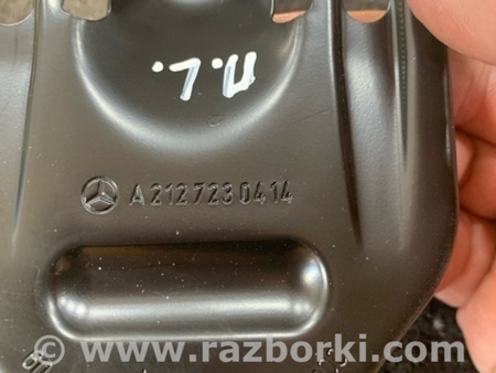 ФОТО Кронштейн передний левый для Mercedes-Benz E-CLASS W212 (09-16) Київ