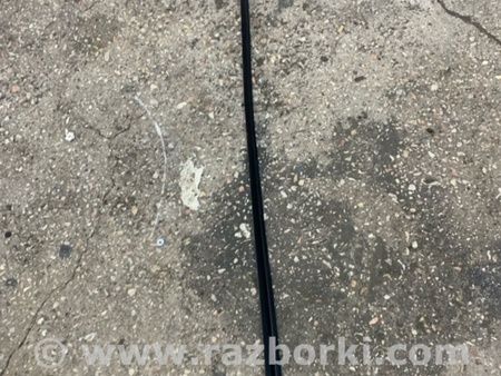 ФОТО Уплотнительная резинка передняя правая для KIA Ceed 2 JD (12-18) Київ