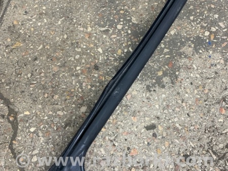 ФОТО Направляющая стекла передняя правая для KIA Ceed 2 JD (12-18) Київ