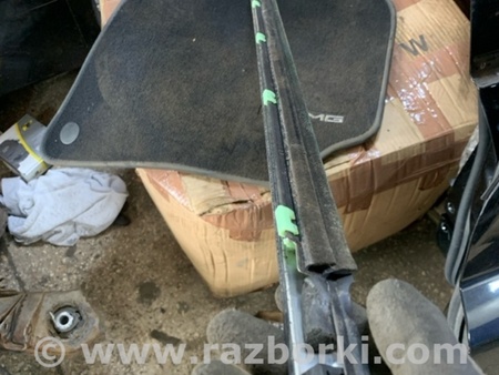 ФОТО Фетра передняя правая для KIA Sorento 1 BL (02-09) Київ