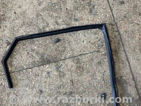 ФОТО Направляющая стекла задняя правая для KIA Ceed 2 JD (12-18) Київ