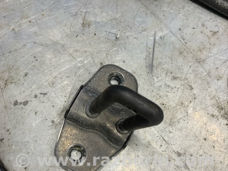 ФОТО Петля замка для KIA Sorento 1 BL (02-09) Київ