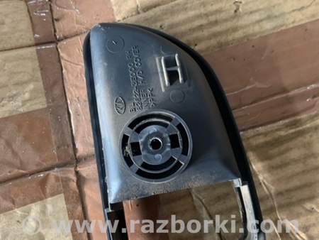 ФОТО Накладка в салоне задняя правая для KIA Sorento 1 BL (02-09) Київ