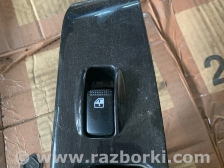 ФОТО Кнопка стеклоподъемника задняя правая для KIA Sorento 1 BL (02-09) Київ