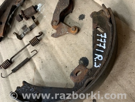 ФОТО Комплект колодок и механизмов ручного торомоза задний правый для Mercedes-Benz E-CLASS W212 (09-16) Київ